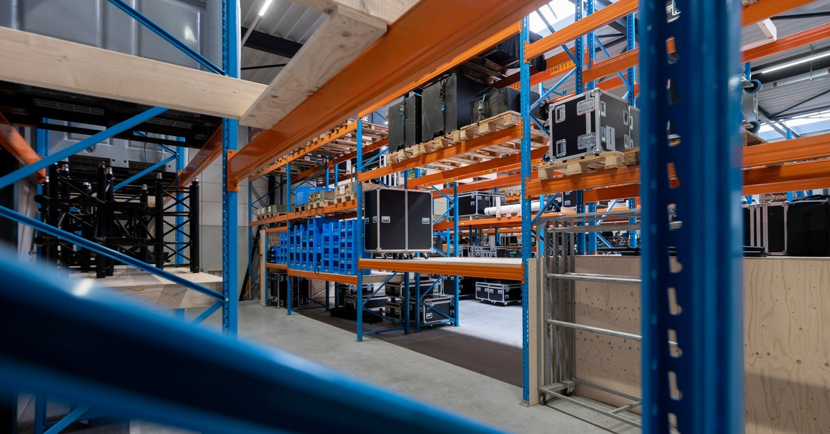 Structural vs. Roll-Formed Racking: 5 Key Differences