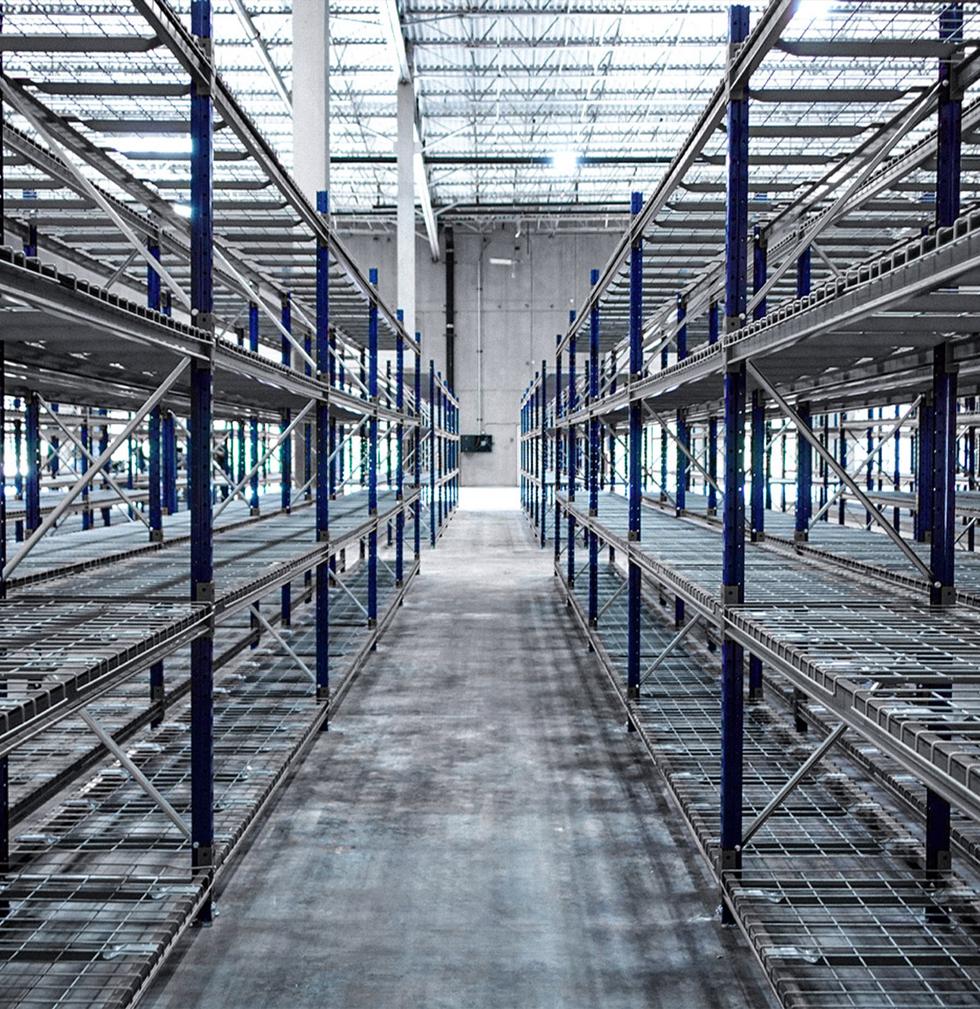 Wide span shelving